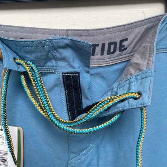 Marsh Wear Spring Magnolia Board shorts Men’s SZ 36 - Picture 6 of 6